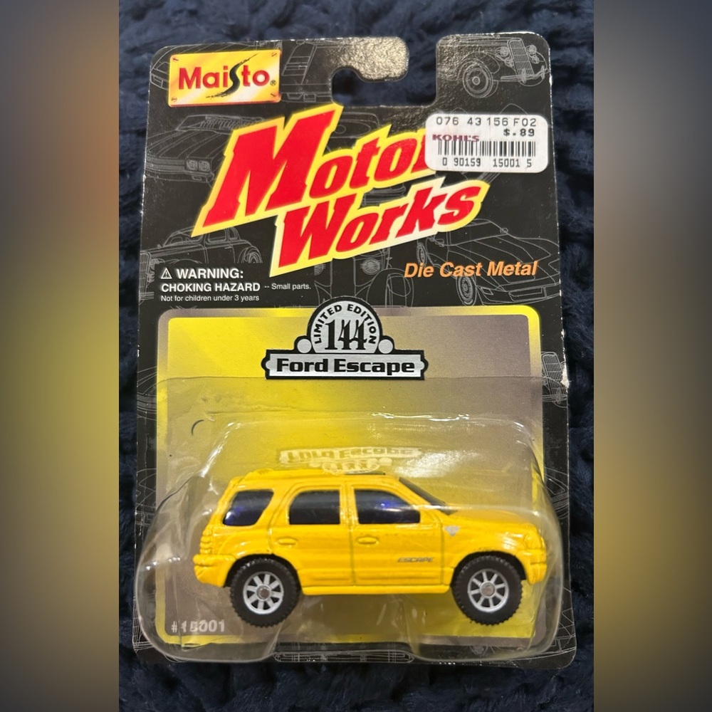 Vintage Maisto Ford Escape Die Cast SUV